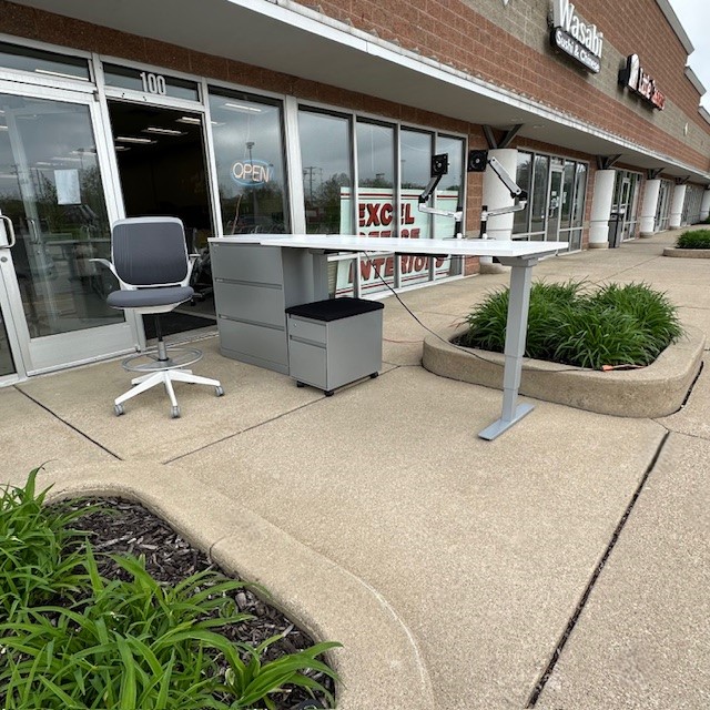 HAWORTH HEIGHT ADJUSTABLE TABLE WITH ELECTRIC BASE, 29x70 - Image 13