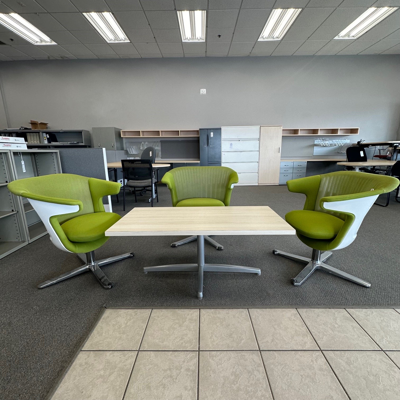 Customized Excel Lounge Table