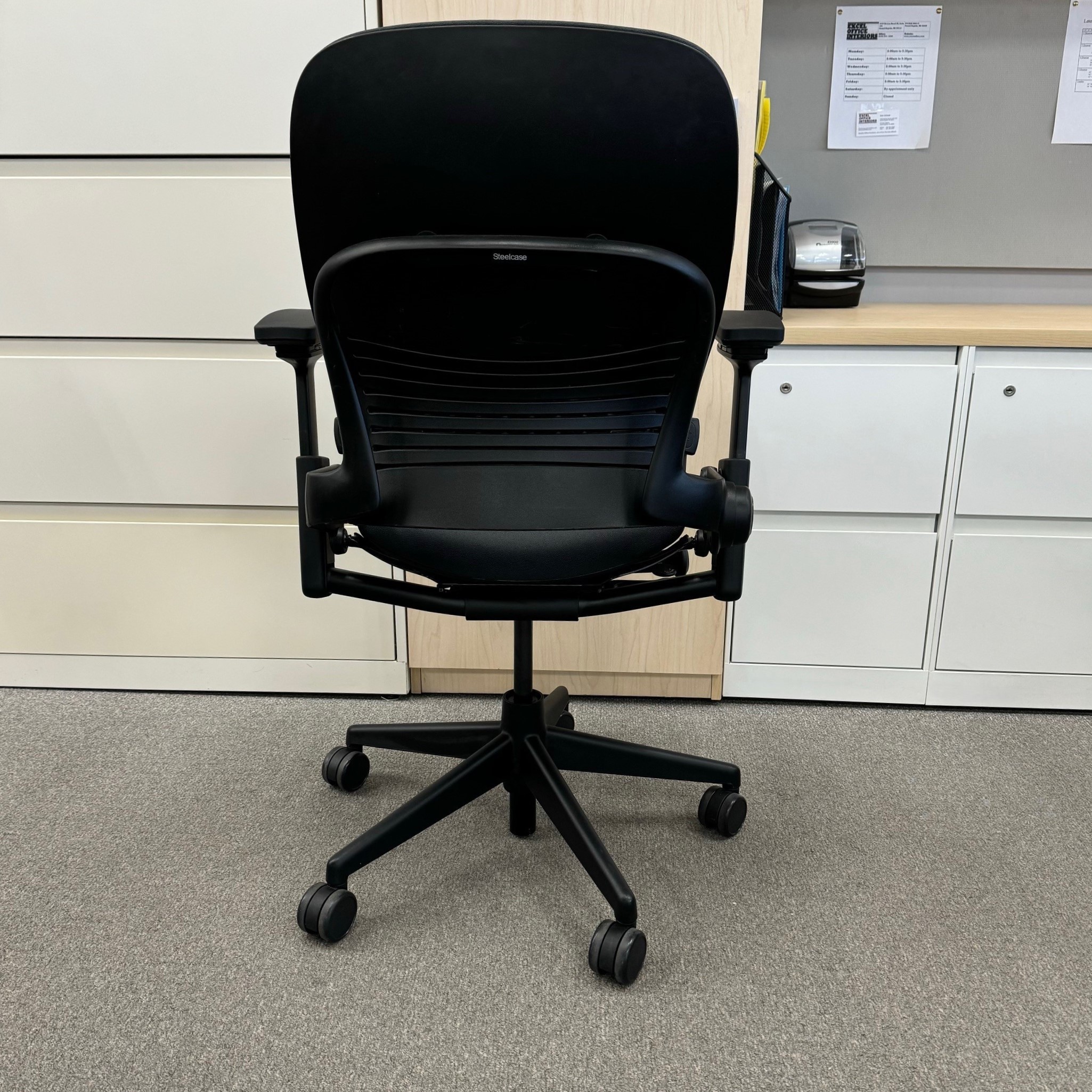 STEELCASE LEAP V-2 TASK CHAIR Charcoal - Image 5