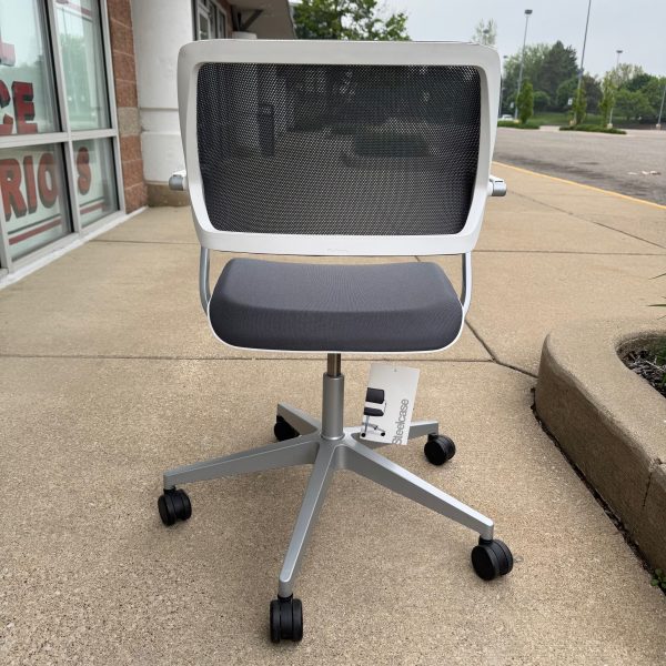 Steelcase QiVi Series Chair - Image 5