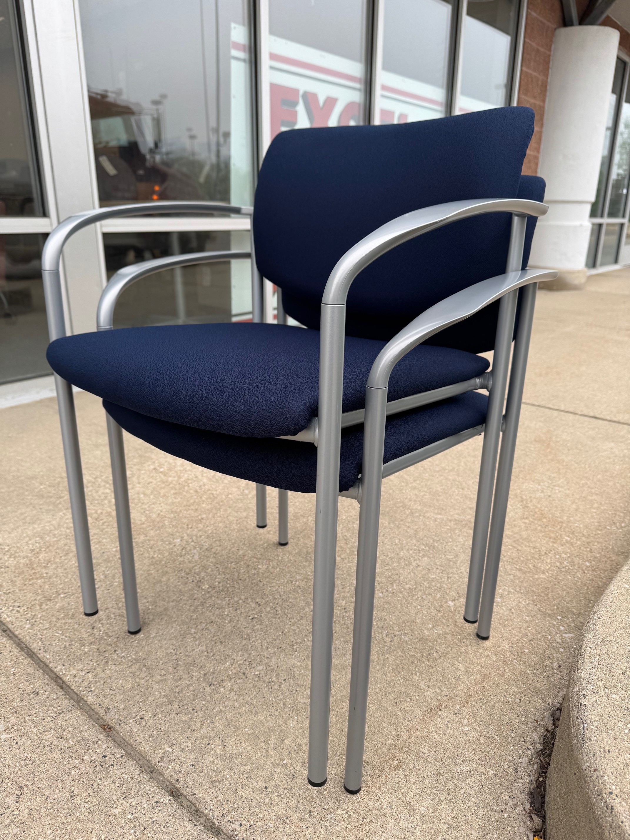 Used Navy Steelcase Player Series Guest Chair - Image 11