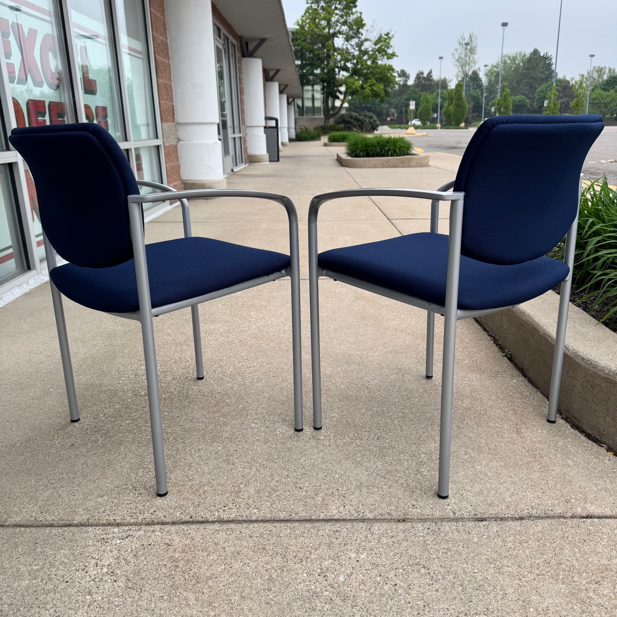 Used Navy Steelcase Player Series Guest Chair - Image 4