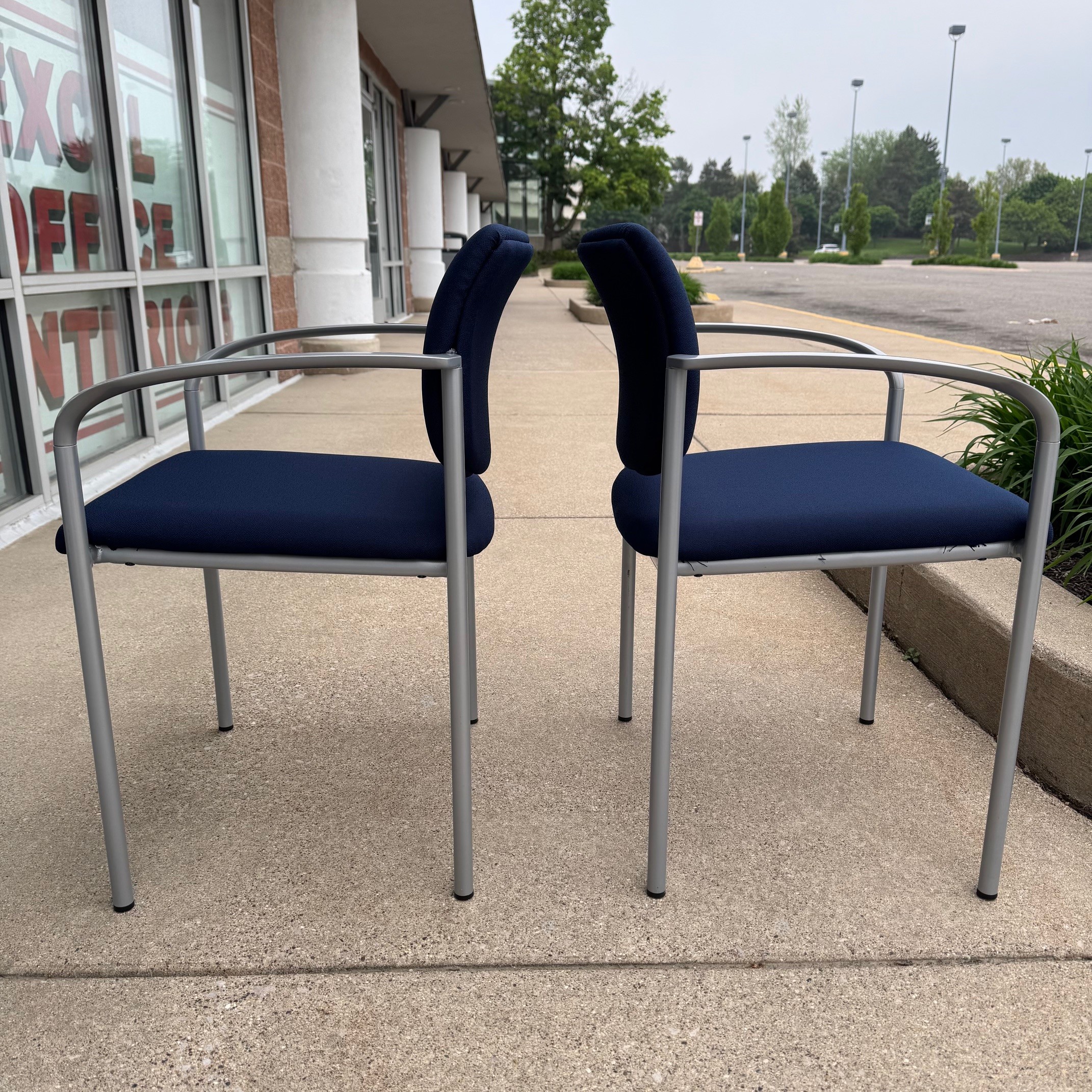 Used Navy Steelcase Player Series Guest Chair - Image 7