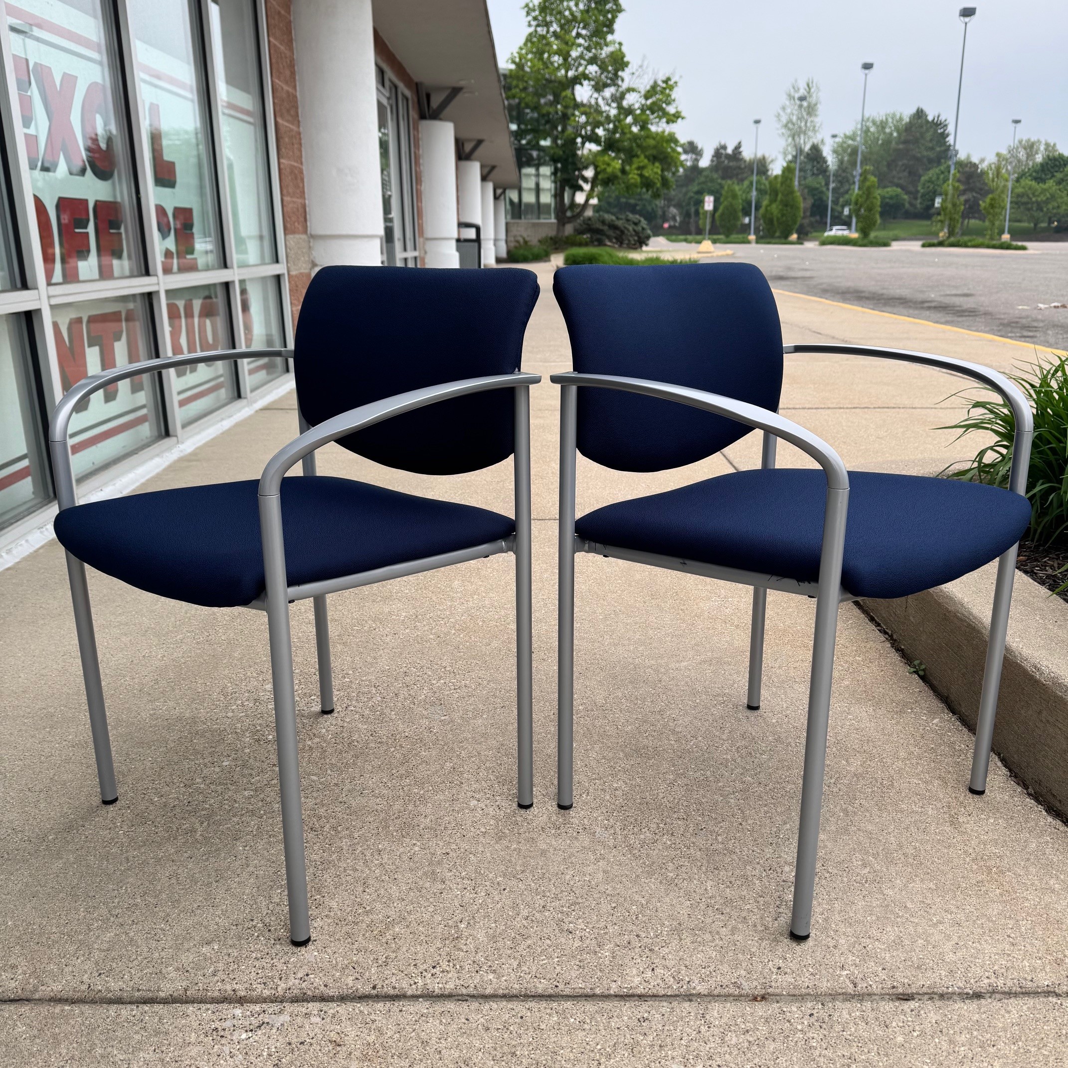 Used Navy Steelcase Player Series Guest Chair - Image 8