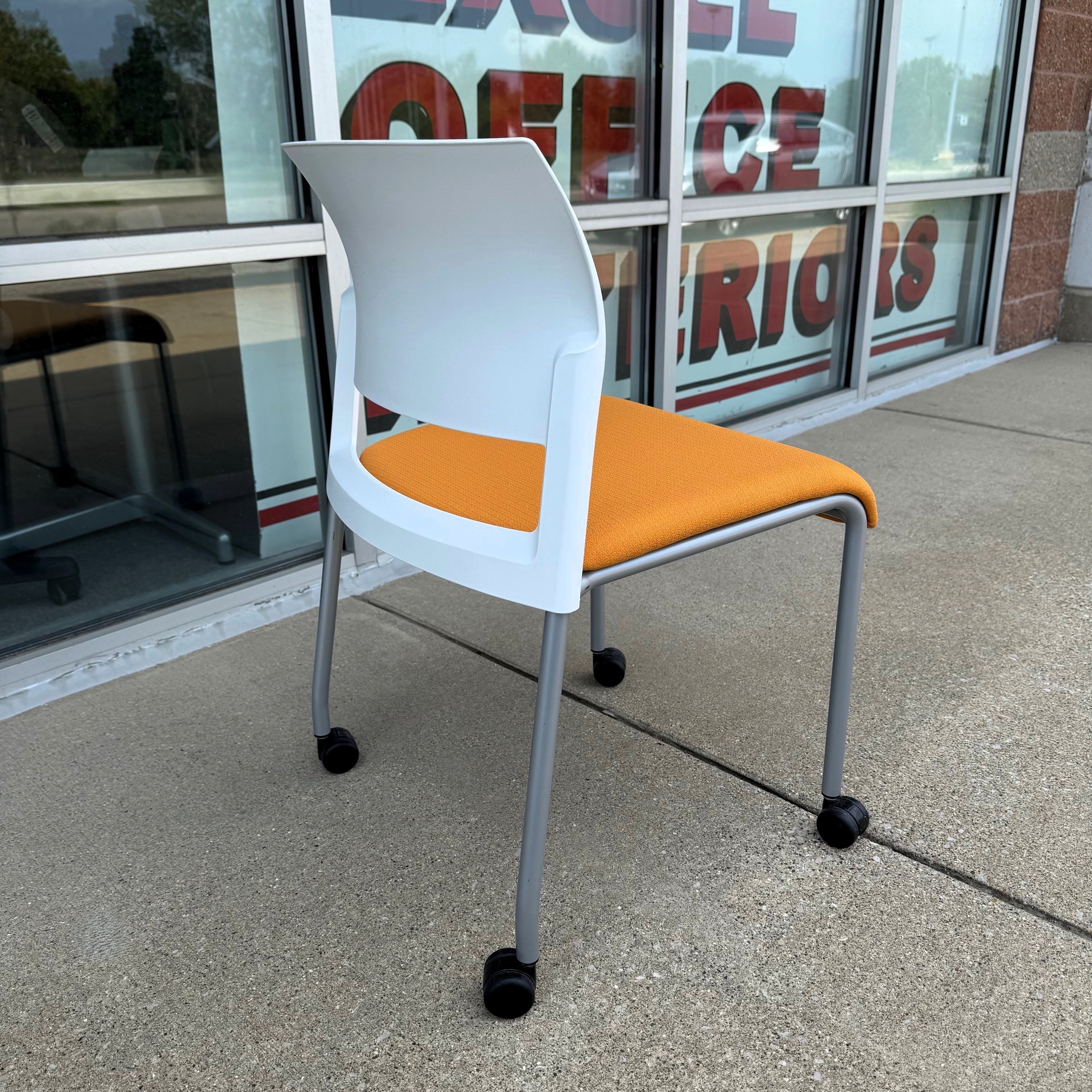 Used OEM Orange Steelcase Move Series Collaborative Chair - Image 4