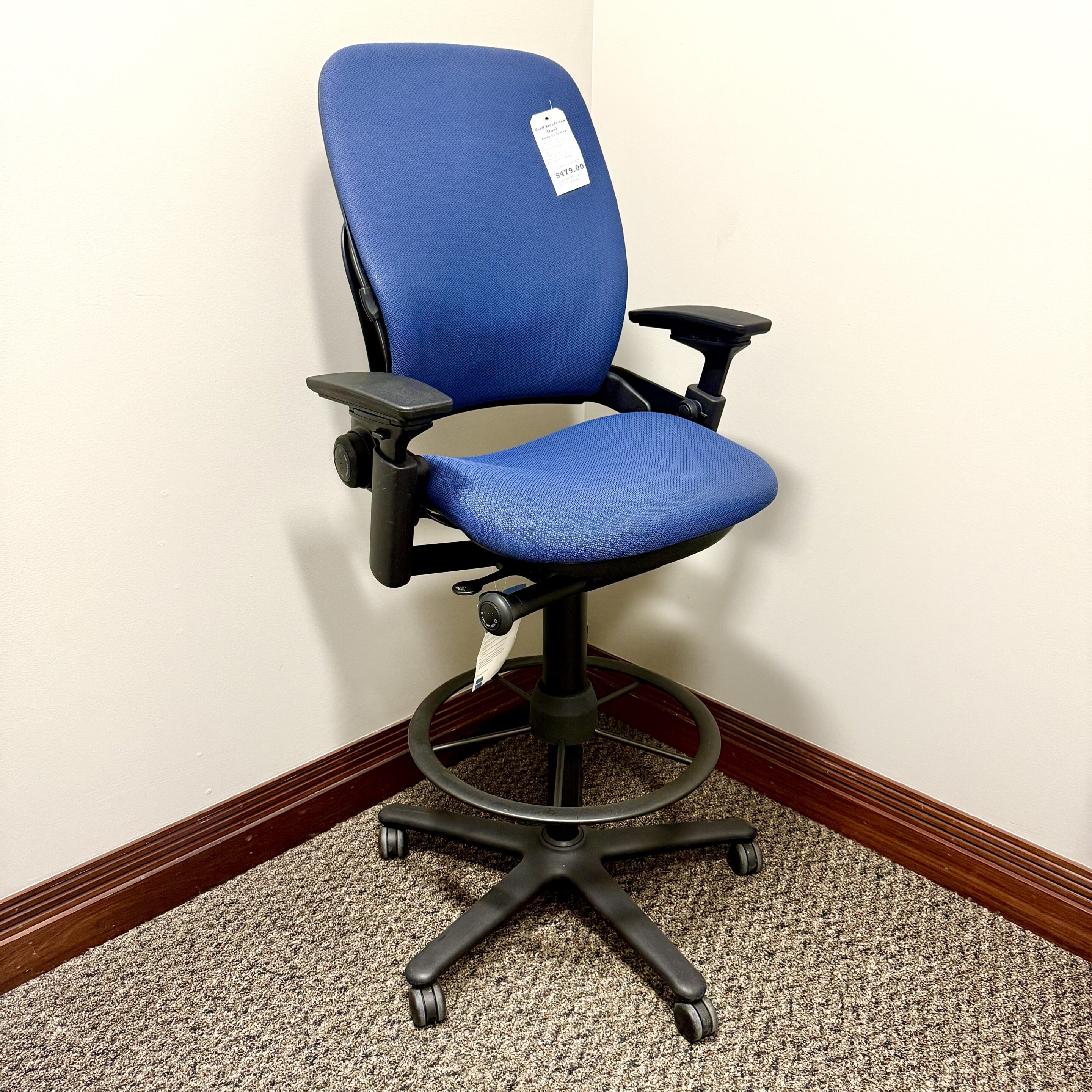 Steelcase Leap V-2 Stool - Image 8