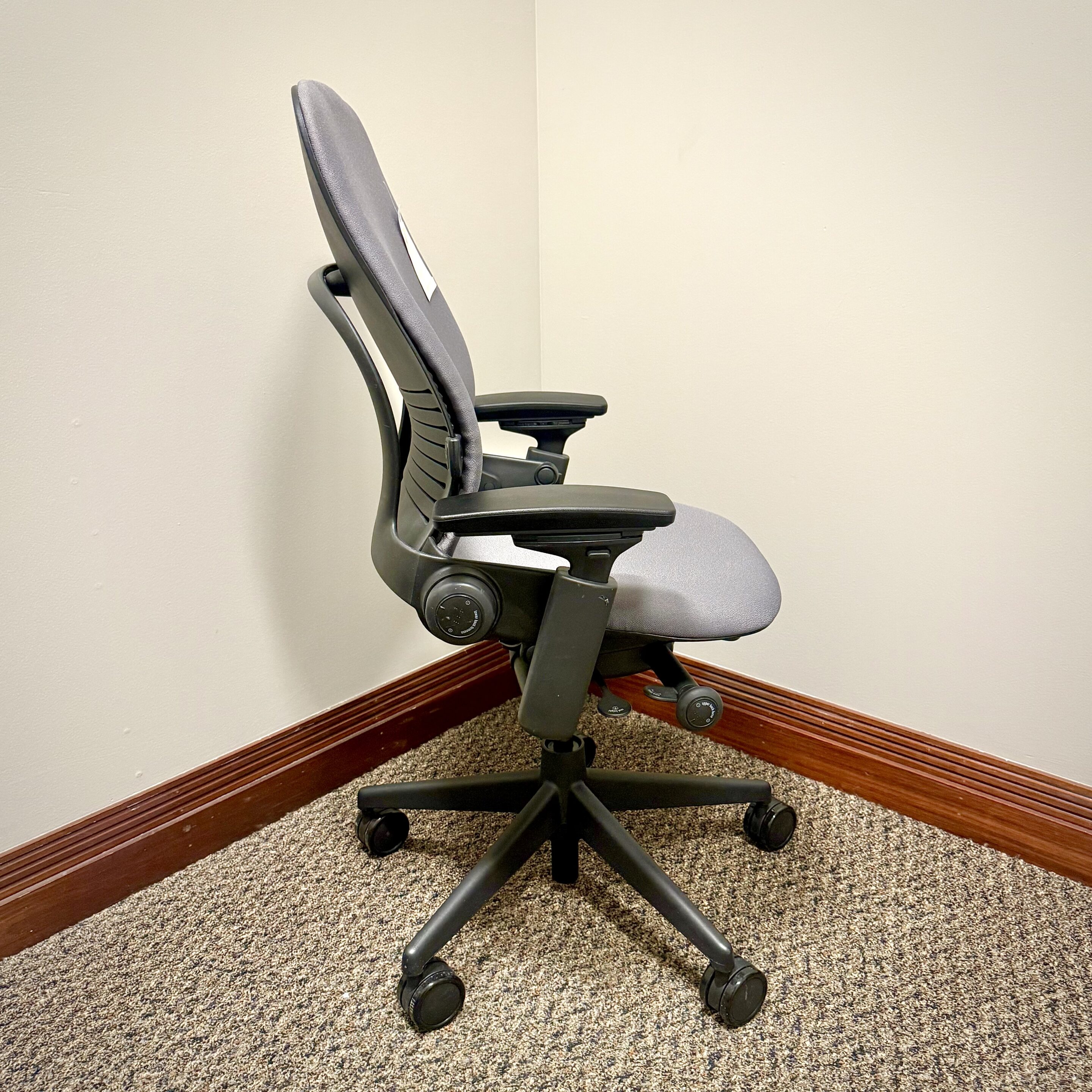 Steelcase Leap V-2 Grey - Image 7