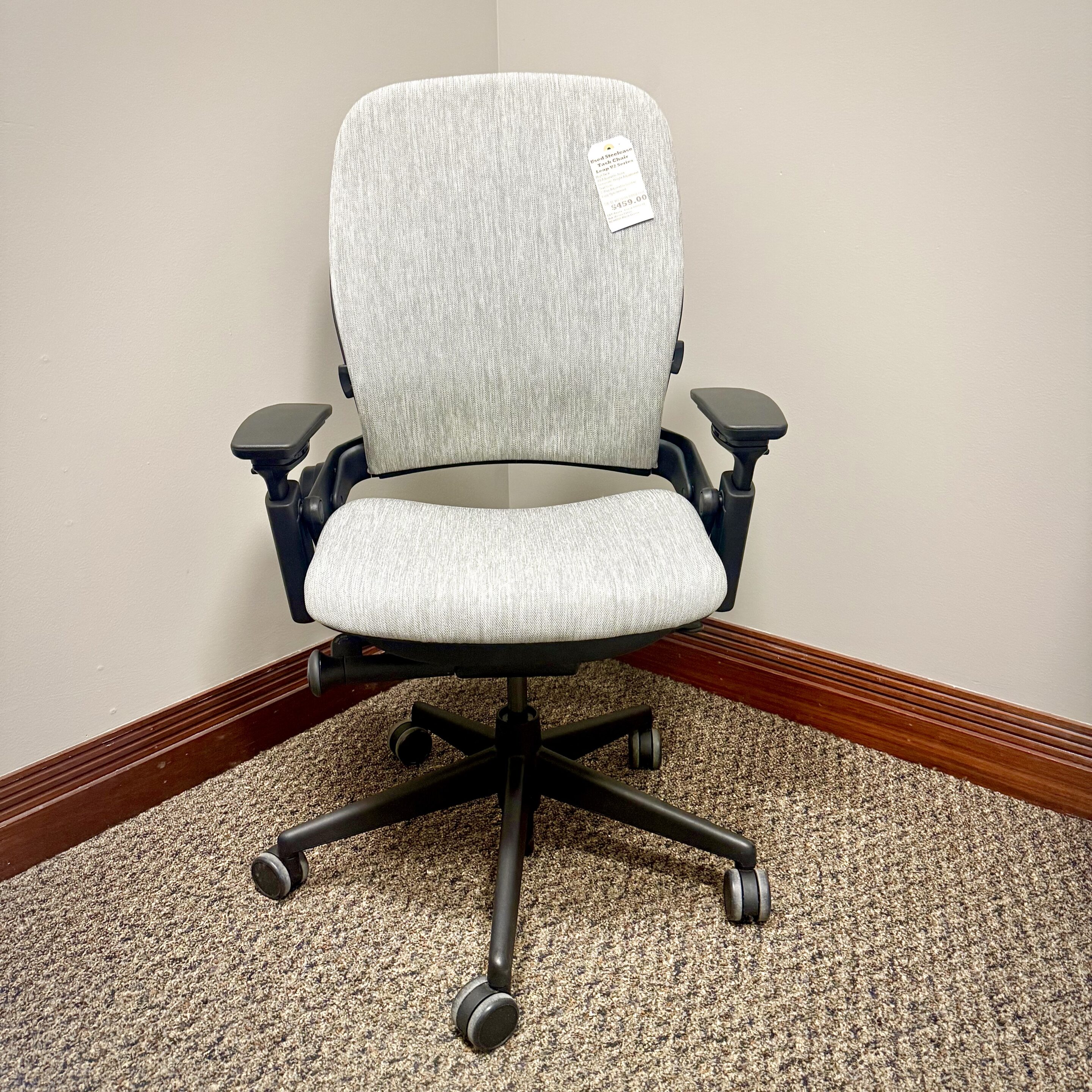 Steelcase Leap V-2 Luzon White