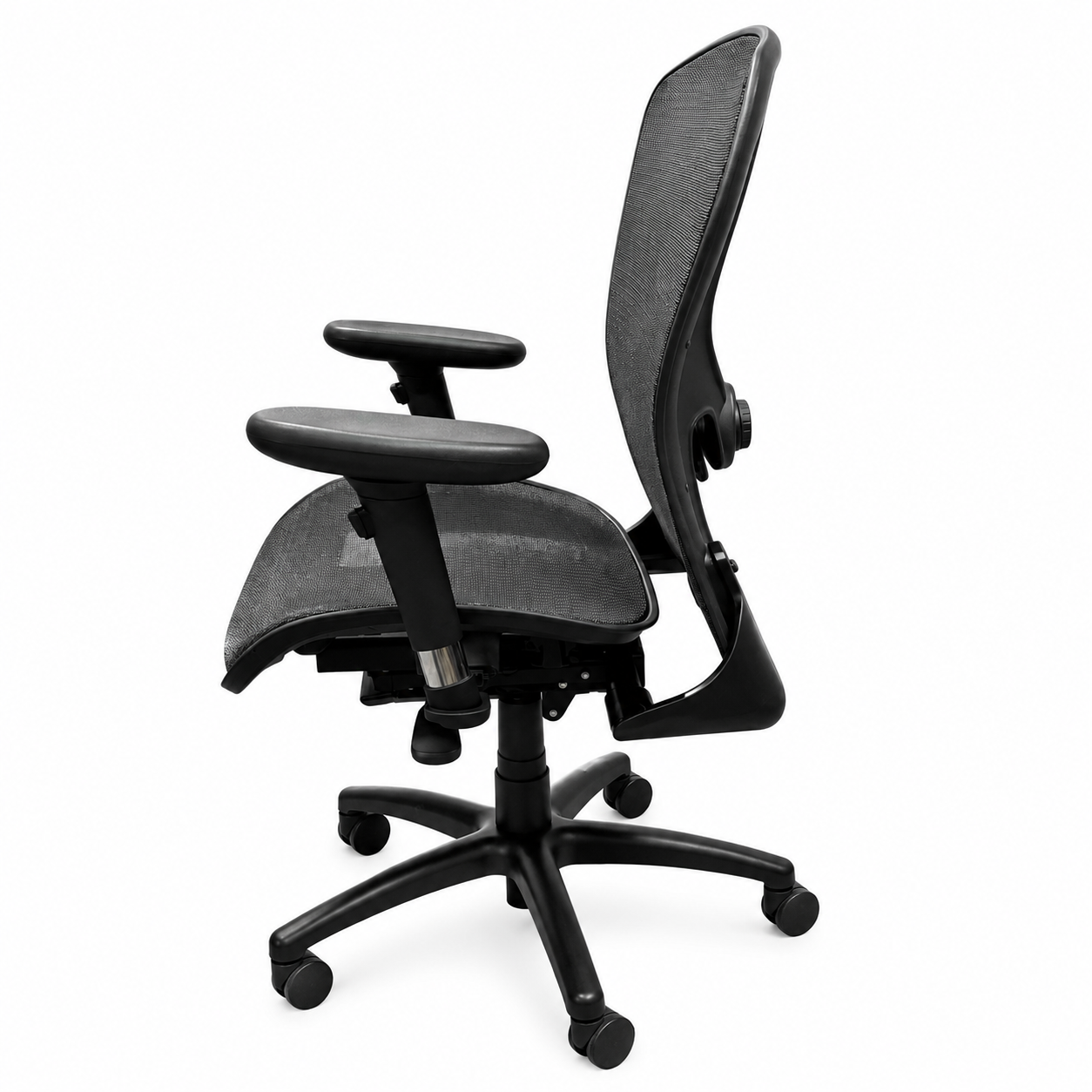 Strata 1570 Ergonomic Chair | Mesh Back | Adjustable Lumbar | Like New (ON SALE) - Image 4